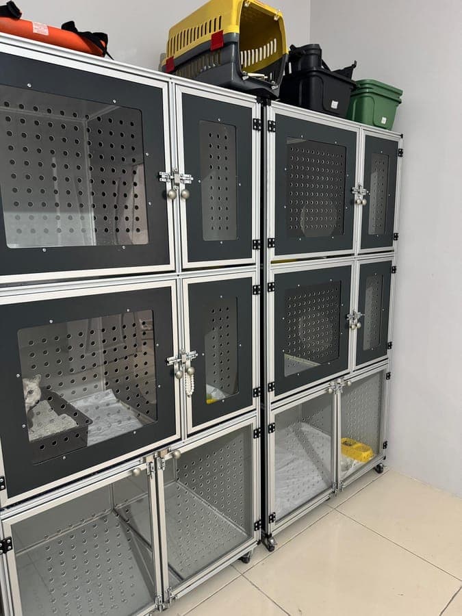 Hayvan barınma kafesleri